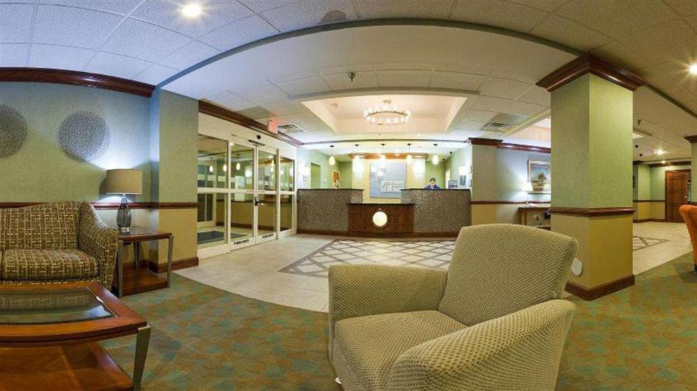 Hotel Express And - Lee By Ihg
