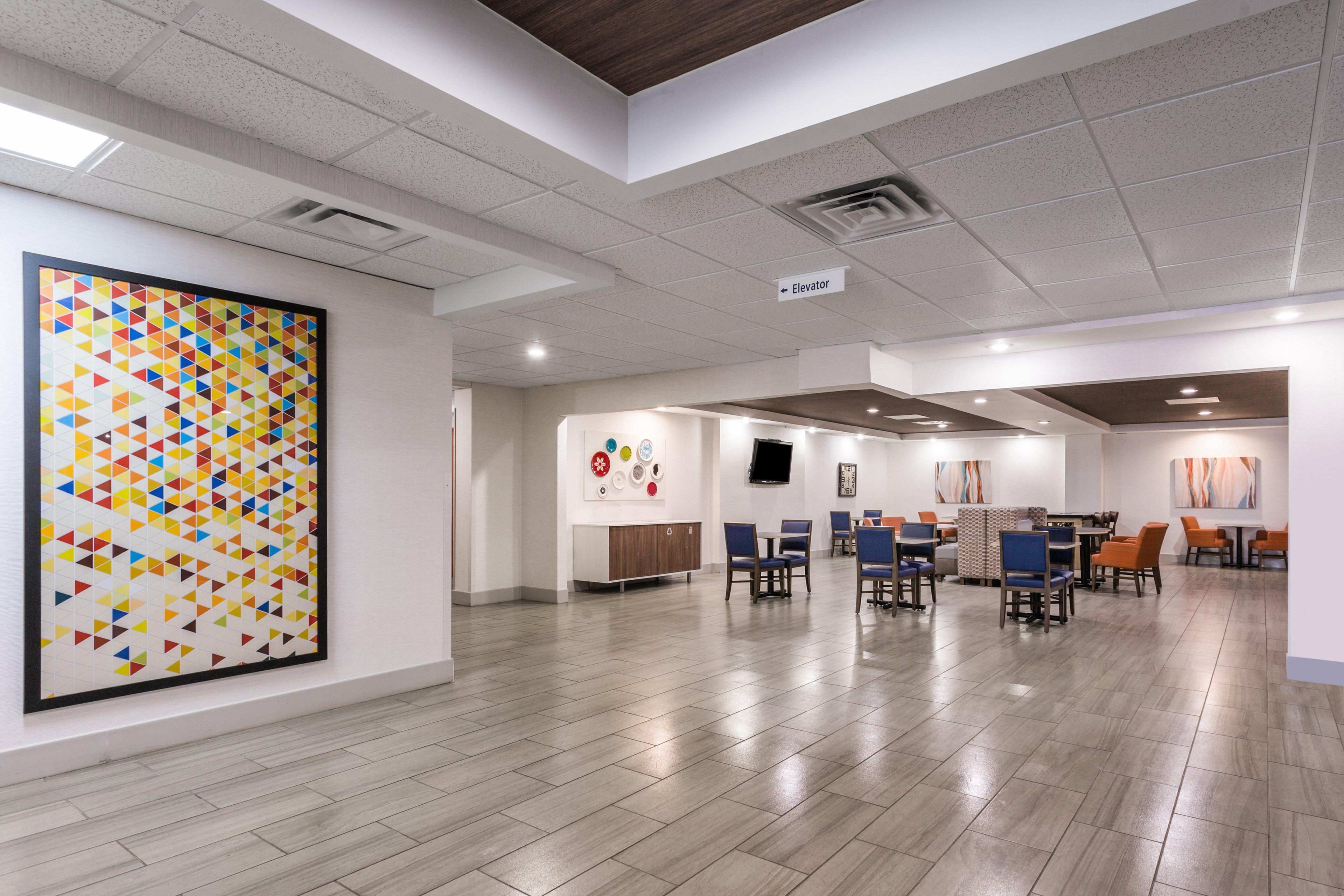 Express And - Lee By Ihg 2* Petersburg