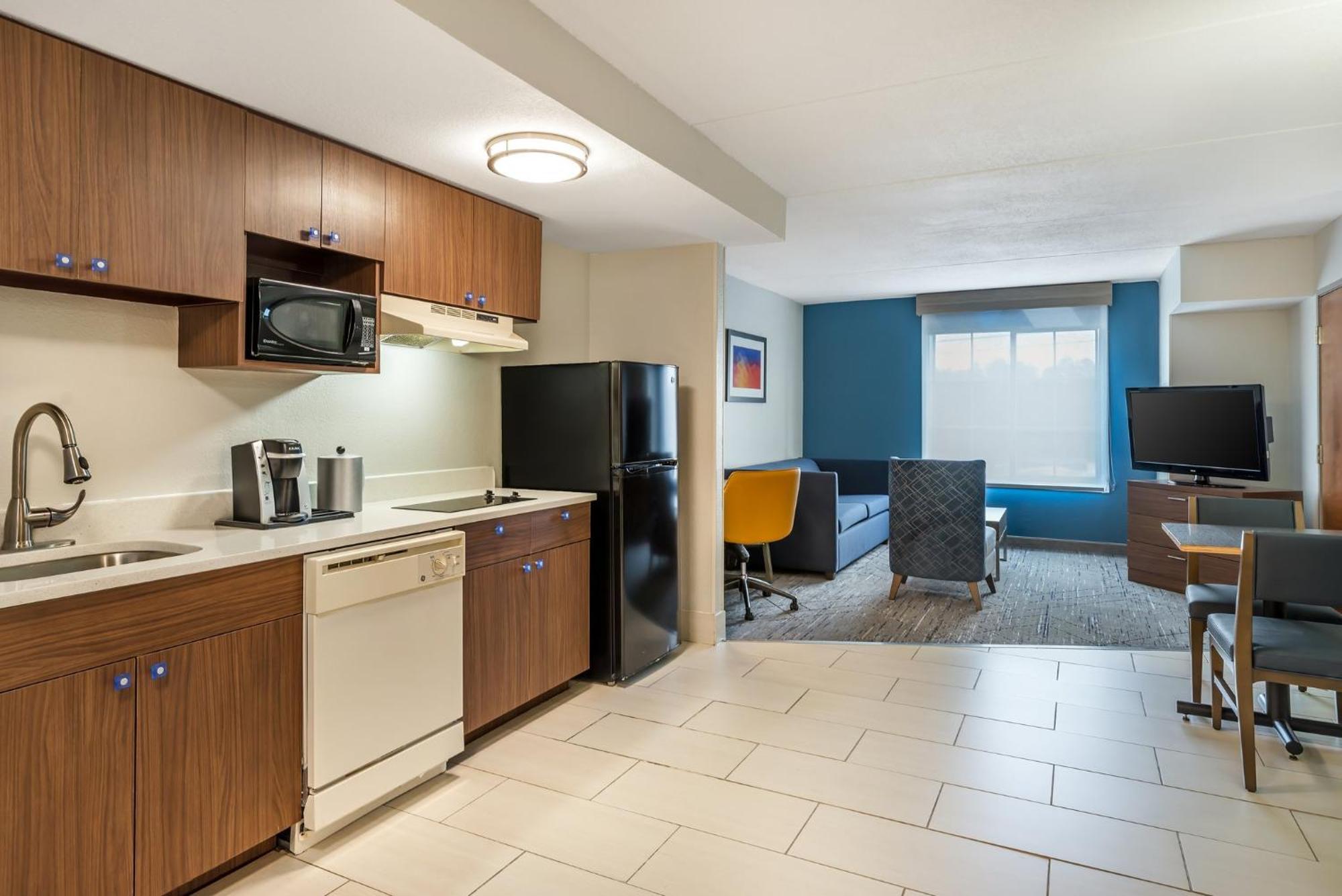 Express And - Lee By Ihg 2* Petersburg