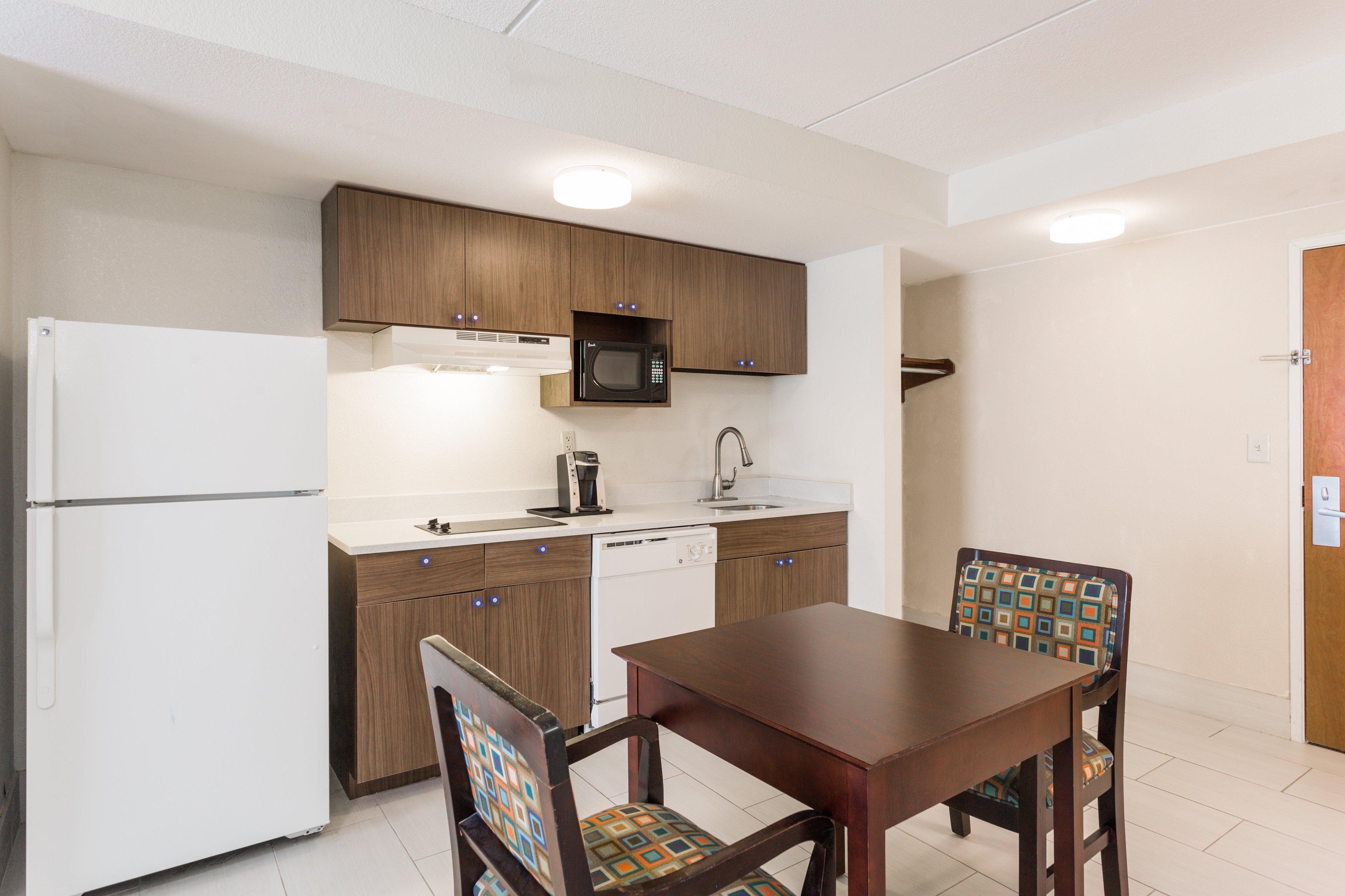 Hotel Express And - Lee By Ihg